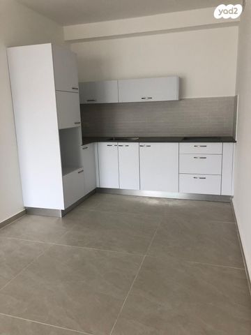 דירה, ההסתדרות 42, רמת בן צבי, נס ציונה