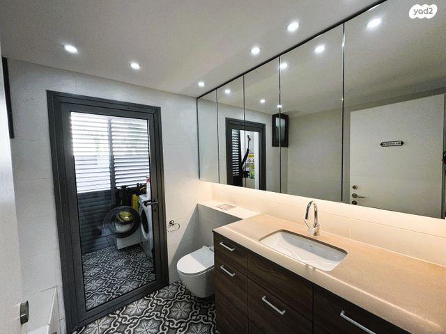 דירת גן, כלנית 5, הפרחים, חריש