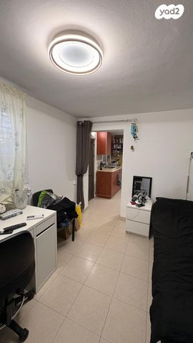 יחידת דיור, האלון 8, רמות יצחק, נשר