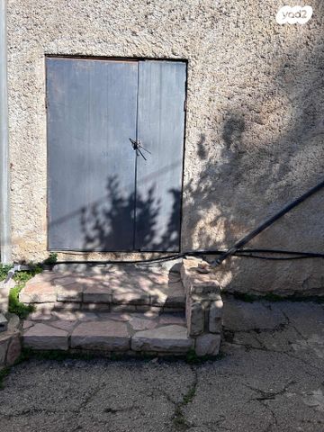 שני שושנים 36