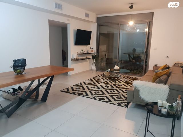 דירה, חטיבת כפיר 5, רובע יזרעאל סביוני העמק, עפולה