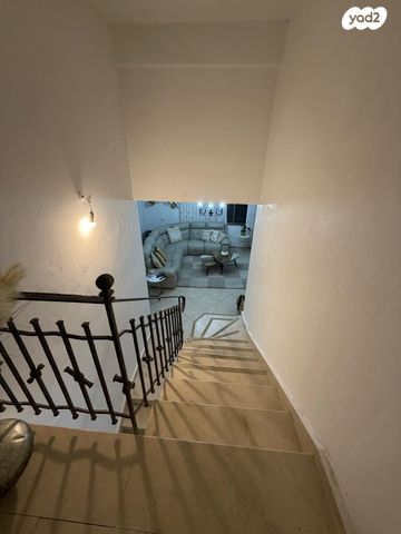 בית פרטי/ קוטג', אירוס הנגב 50, נווה נוי, באר שבע