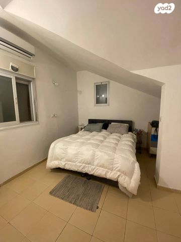 דירה, אילת 11, מחנה יהודה - לב העיר, ירושלים