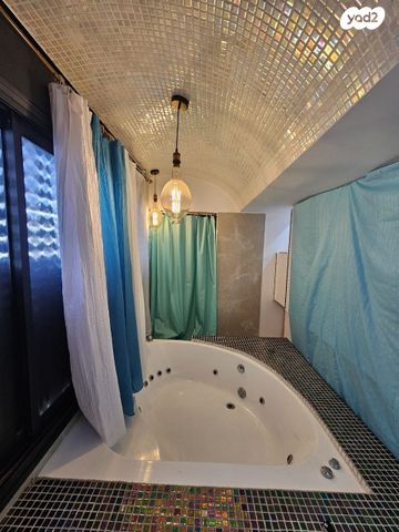 דירה, הפלמ"ח 25, מרכז העיר, סביניה, הוותיקה, קרית ביאליק