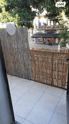 דירה, שדרות ירושלים 68, צהלון, שיכוני חסכון, תל אביב יפו