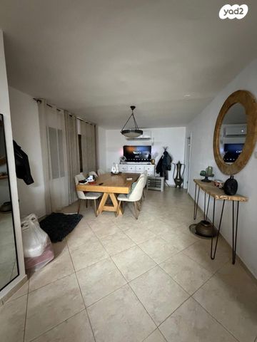 בית פרטי/ קוטג', אירוס הנגב 50, נווה נוי, באר שבע