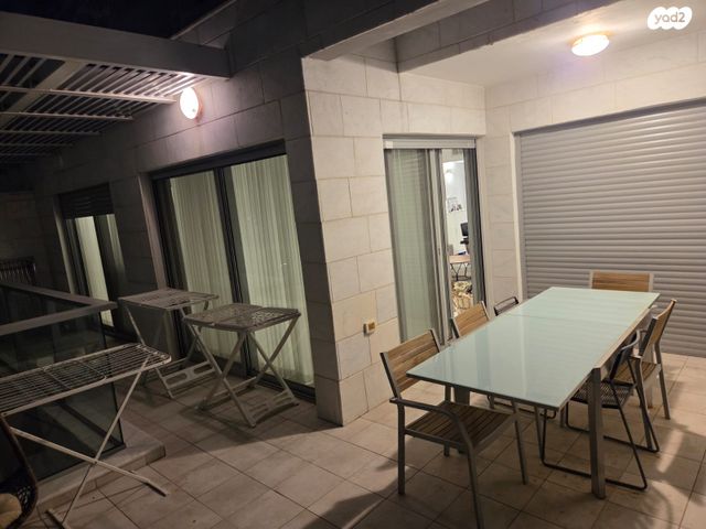 גג/ פנטהאוז, חנה רובינא 4, מרכז, הרצליה