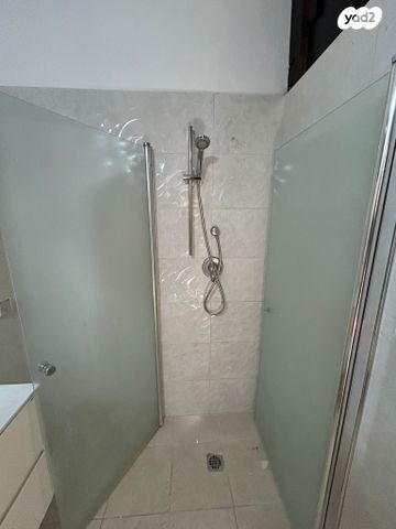 דירת גן, העלייה השנייה 17, בת גלים, חיפה