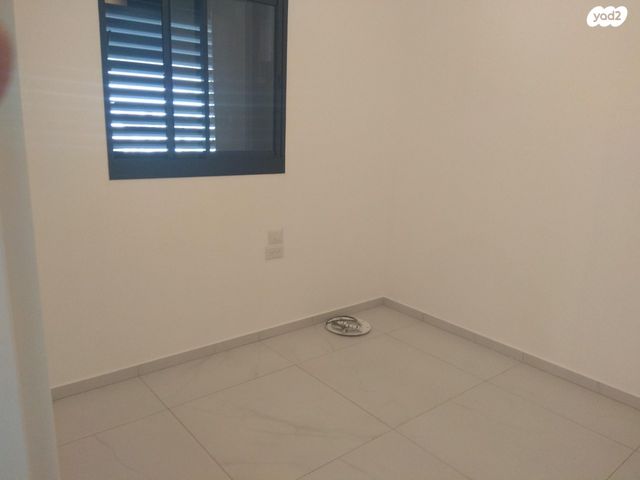 דירה, אריק איינשטיין 1, דרום חדש, פארק הים, בת ים