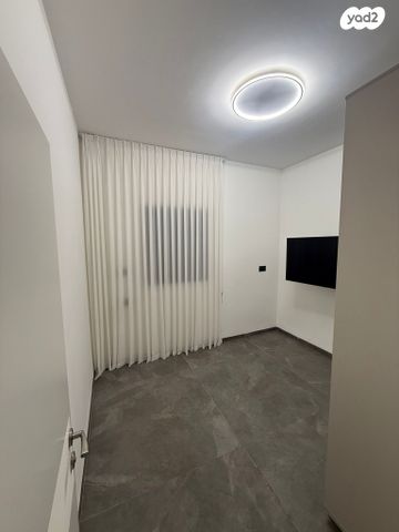 יחידת דיור, מבצע כחול וחום  1, טבריה המושבה, טבריה