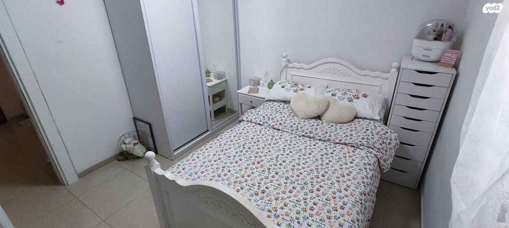 דירה, טשרניחובסקי 26, לב העיר, בת ים