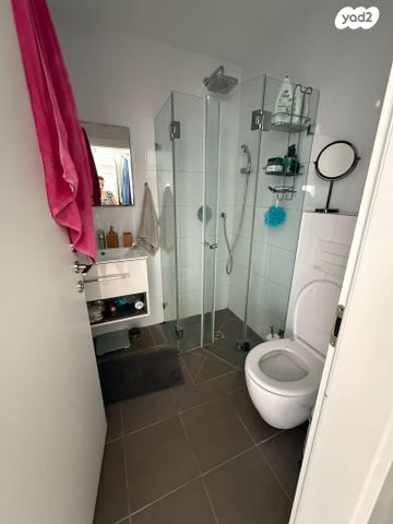 דירה, דרך משה דיין 34, כפיר, נווה כפיר, תל אביב יפו