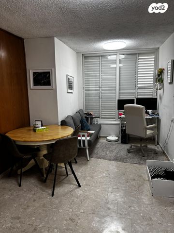 דירה, מנדס 67, קרית קריניצי, רמת גן