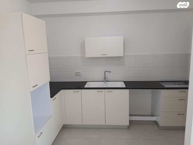 דירה, שדרות דוד בן גוריון 22, מרכז העיר, קרית מלאכי