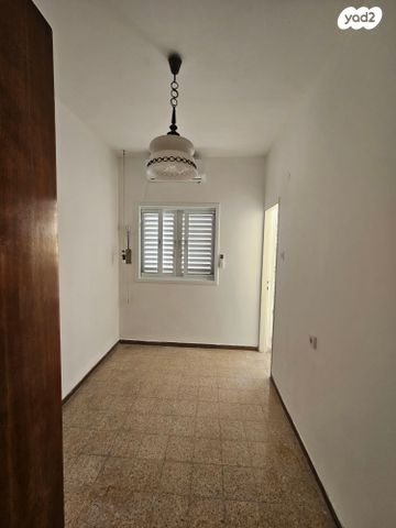 דירה, נתן 23, שכונת יהלום, מרכז העיר ב, רמת גן