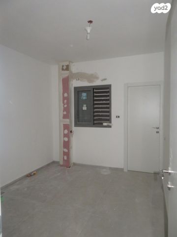 דירה, הרב ברוט 2, פרדס כץ, בני ברק