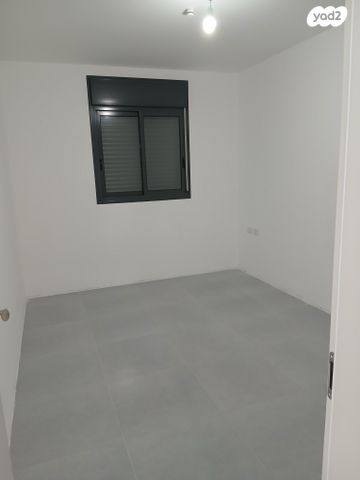 דירה, שדרות דוד בן גוריון 22, מרכז העיר, קרית מלאכי