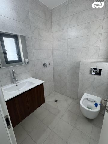 דירה, הגפן 1, כרמי הנדיב, אחוזת רוטנר, קרית מלאכי