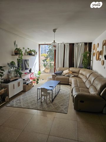 דירה, הבנים 115, גבעת נוף, נס ציונה