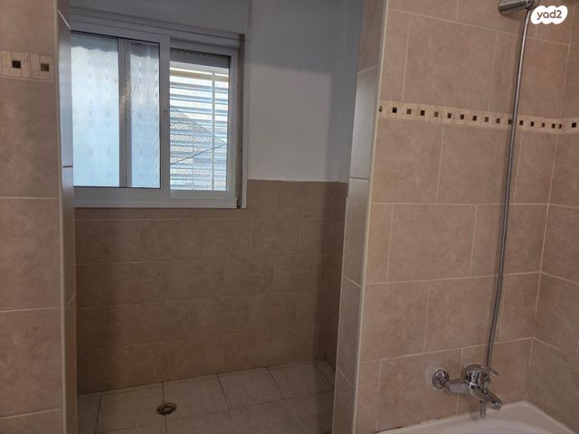 דירה, שדרות בגין 77, נוף הדר, כפר יונה