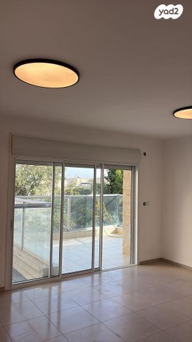 דירה, שדרות בגין 77, נוף הדר, כפר יונה