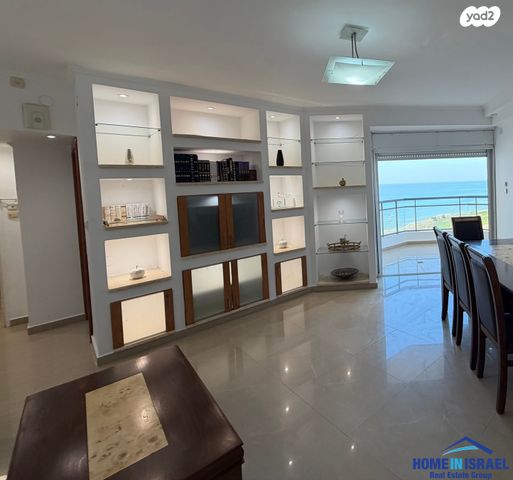 דירה, שדרות ניצה, צפון מערב מרכז העיר, נתניה