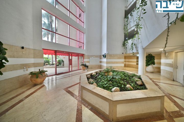 דירה, נווה אלון, ב' / צפון מערב העיר, רחובות