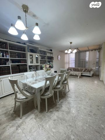 האדמו"ר מבעלזא 