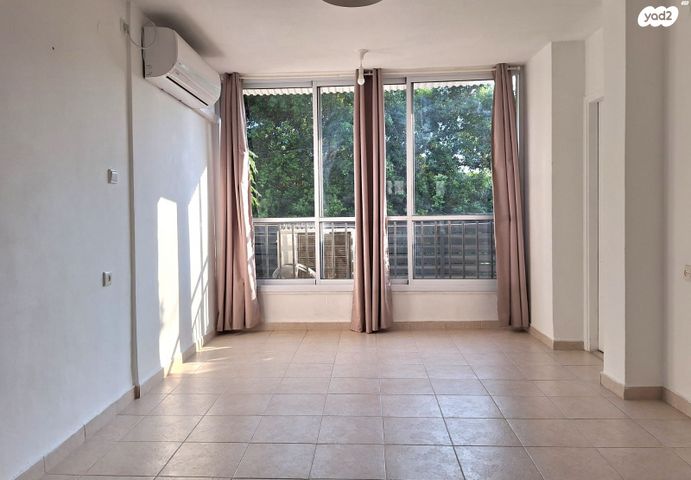 דירה, נתן אלבז, רובע ו', אשדוד