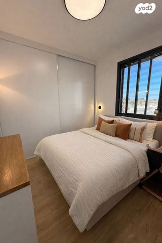 דירה, אהוד מנור, נווה זמר, רעננה