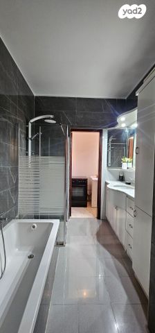 דירה, סוסקין, עיר, מרכז העיר, נהריה