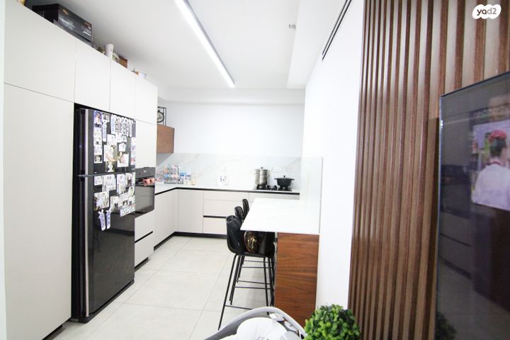 דירה, כיכר סיגל, רובע ה', אשדוד