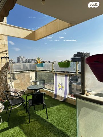 דירה, הנשיא הראשון, א' / צפון מזרח העיר, רחובות