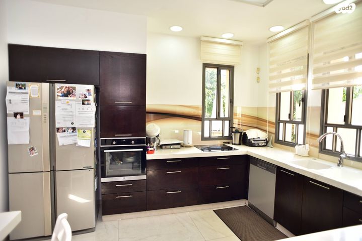 דו משפחתי, גדרה