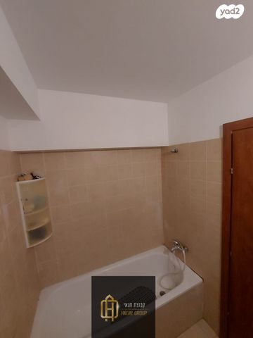 דירה, דוגית 2, קרית מנחם בגין, רמלה