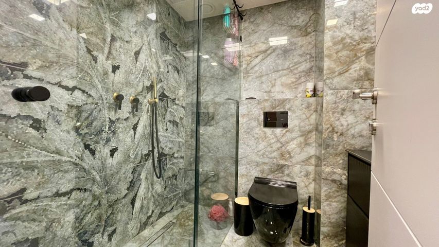 דירה, גדוד ברק, העיר העתיקה, טבריה