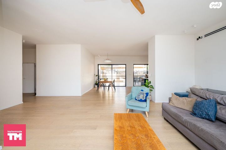 בית פרטי/ קוטג', פרדס חנה כרכור