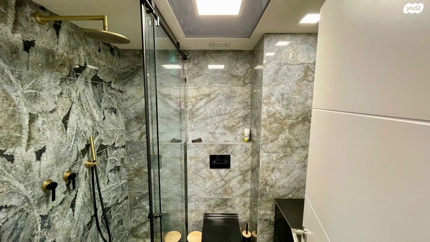 דירה, גדוד ברק, העיר העתיקה, טבריה