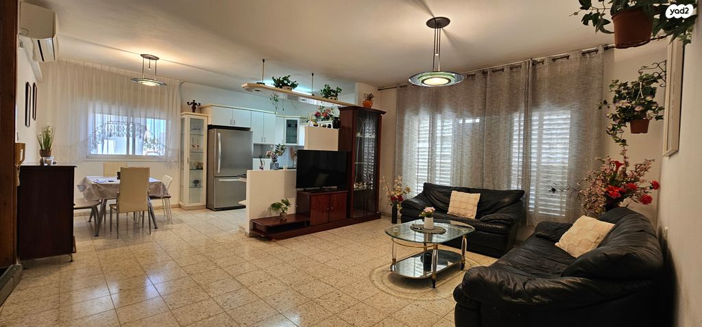 דירה, סוסקין, עיר, מרכז העיר, נהריה