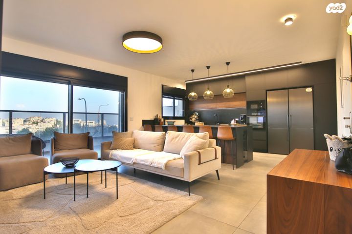 דירה, גבעת זמר, חיפה