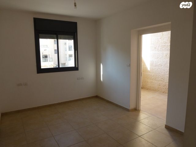 דירה, הרב חסדאי קרשקש, חומת שמואל, הר חומה, ירושלים