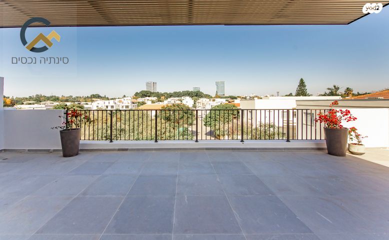 בית פרטי/ קוטג', מתחם האצבע, הוד השרון