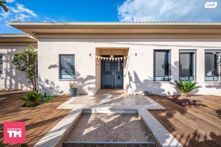 בית פרטי/ קוטג', פרדס חנה כרכור