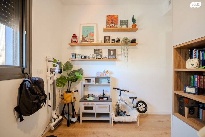 דירה, שכונת בן גוריון, מרכז העיר ג', רמת גן