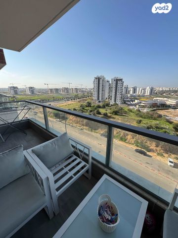 דירה, דרך ארץ, עיר היין, אשקלון