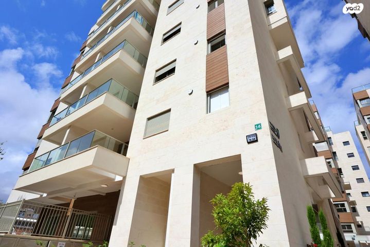 דירה, ז'בוטינסקי, מרכז דרום, רעננה