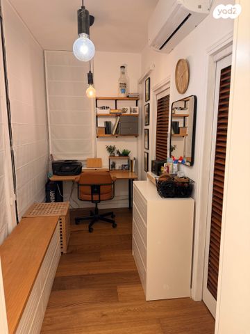 דירה, הל"ה, גבעתיים