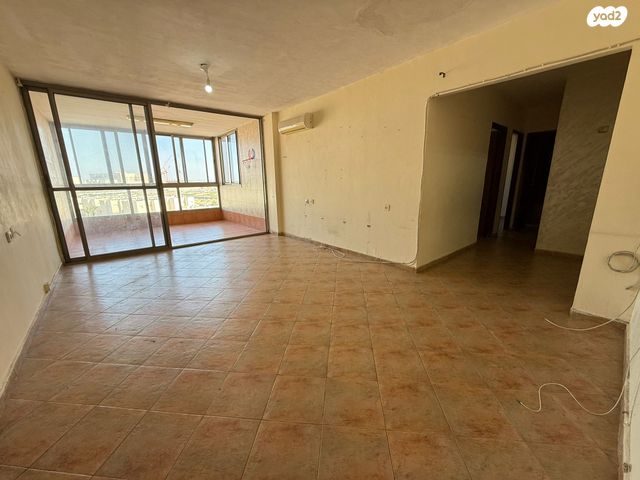 דירה, חזקיה המלך, רובע י"ג, אשדוד