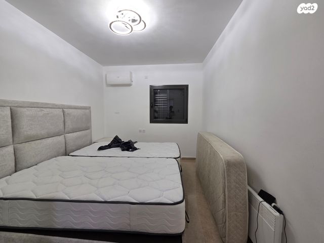 דירה, הכינור, שאר העיר, גבעת זאב