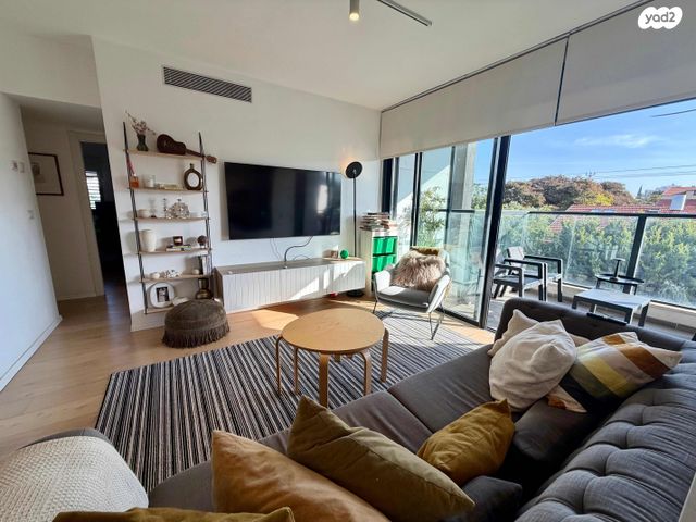 כיבוש העבודה 27